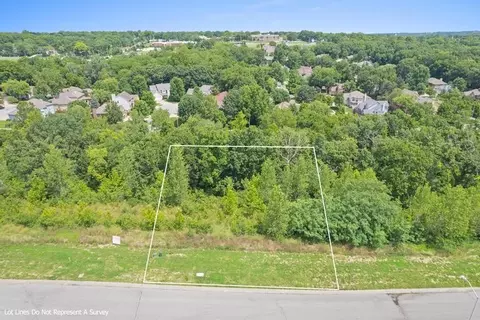 200 E 122 St, Kansas City, MO 64146