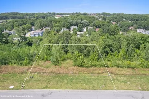 108 E 122 St, Kansas City, MO 64145