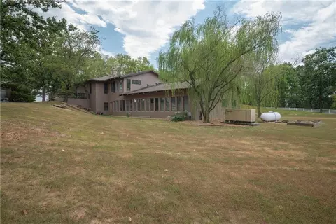 Exterior - 731 NW 35th Ln, Lamar, MO 64759 photo 9 of 29