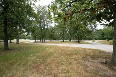 Exterior - 731 NW 35th Ln, Lamar, MO 64759 photo 3 of 29