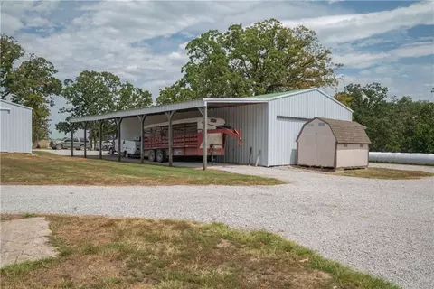 Exterior - 731 NW 35th Ln, Lamar, MO 64759 photo 19 of 29
