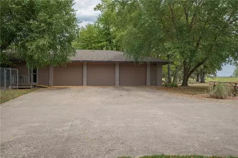 Other - 731 NW 35th Ln, Lamar, MO 64759 photo 7 of 44