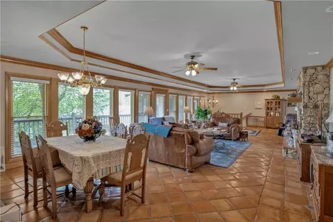 Dining - 731 NW 35th Ln, Lamar, MO 64759 photo 1 of 1