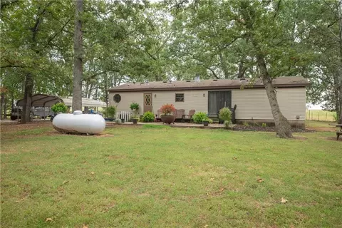 Exterior - 731 NW 35th Ln, Lamar, MO 64759 photo 23 of 29