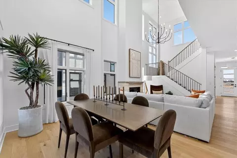 2846 W 133rd Ter, Leawood, KS 66209