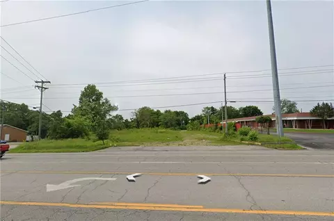 10305 E Us 40 Hwy, Independence, MO 64055 photo 14
