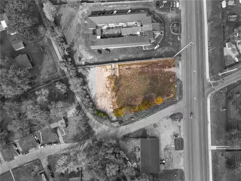 10305 E Us 40 Hwy, Independence, MO 64055 photo 6