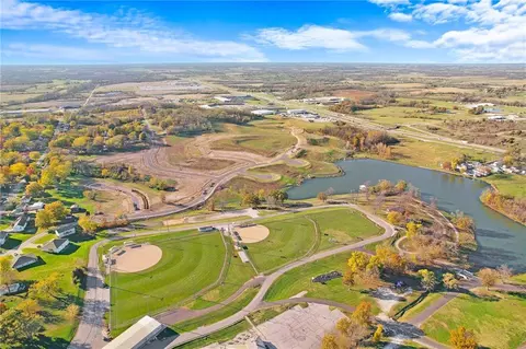 7 Cobb Cir, Odessa, MO 64076