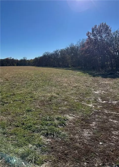 1350 Us 59 Hwy, Princeton, KS 66078