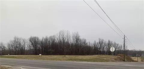3200 Pear St, Saint Joseph, MO 64503