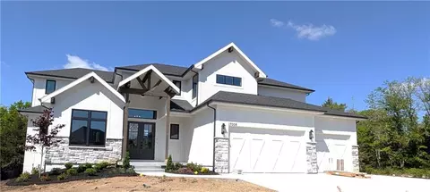 17008 Hayes St, Overland Park, KS 66085