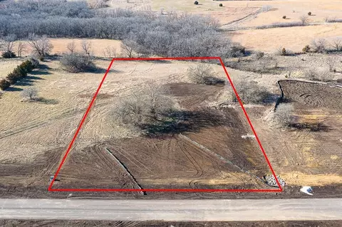 lot8 235th St, Tonganoxie, KS 66086