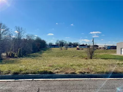lot3 E Park Ln, Odessa, MO 64076