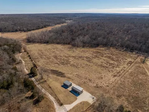 000 SE J Hwy, Collins, MO 64738