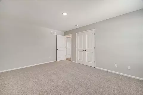 Bedroom - 508 Foxglove Ln, Raymore, MO 64083 photo 8 of 10