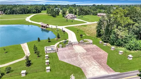 lot9 SW 11th Rd, Warrensburg, MO 64093