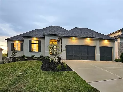 7923 Millridge St, Shawnee, KS 66220