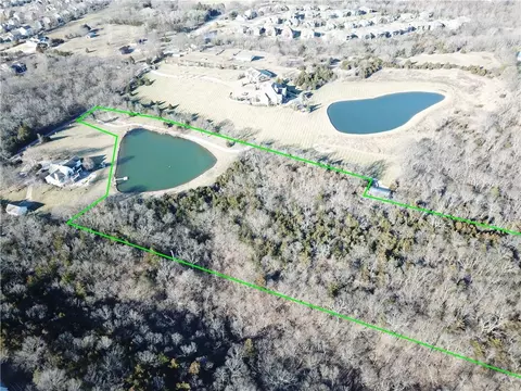 95 Th St, Lenexa, KS 66220 photo 2
