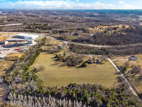 5750 Locust St, Shawnee, KS 66218