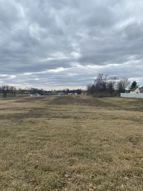 2017 Wornall Rd, Excelsior Springs, MO 64024