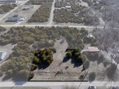 18 22 Rose Marie Dr, Linn Valley, KS 66040