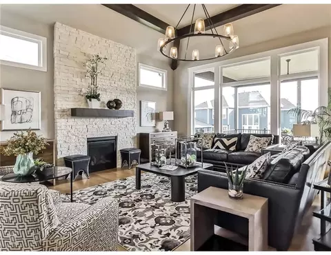 17540 Fairway St, Overland Park, KS 66085