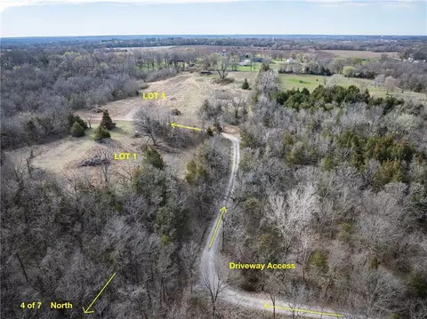 1505 S Buckner Tarsney Rd, Buckner, MO 64016 photo 10
