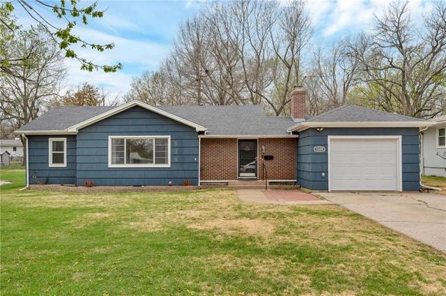 1334 S Poplar St, Ottawa, KS 66067 | MLS# 2541397 | 28 Photos - Movoto