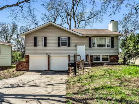 5220 Overton Ave, Kansas City, MO 64133