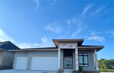 15286 W 161st St, Olathe, KS 66062