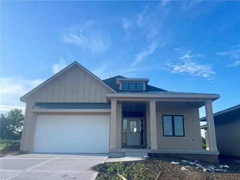 15302 W 161st St, Olathe, KS 66062