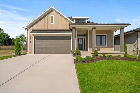 15302 W 161st St, Olathe, KS 66062
