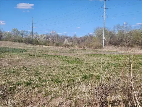 20602 E Truman Rd, Independence, MO 64056 photo 3
