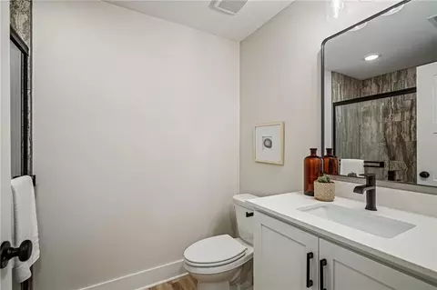 Bath - 605 Hampstead Dr, Raymore, MO 64083 photo 7 of 7