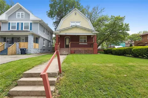 3245 Victor St, Kansas City, MO 64128