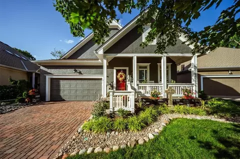 12522 123rd Ter, Overland Park, KS 66213