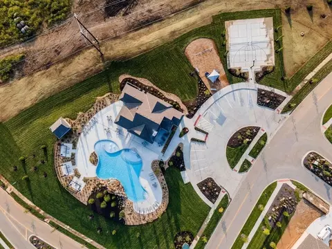 View/Area - 9410 Deer Run St, Lenexa, KS 66220 photo 4 of 5
