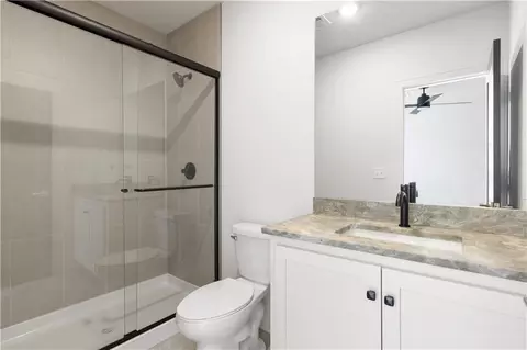 Bath - 9410 Deer Run St, Lenexa, KS 66220 photo 5 of 5
