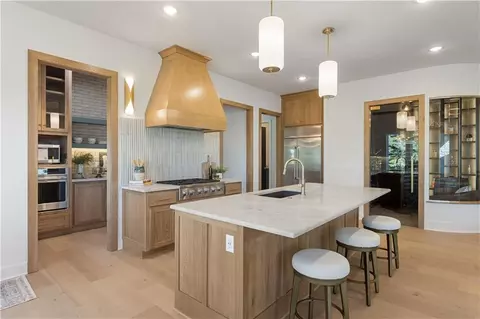 Kitchen - 9410 Deer Run St, Lenexa, KS 66220 photo 1 of 7