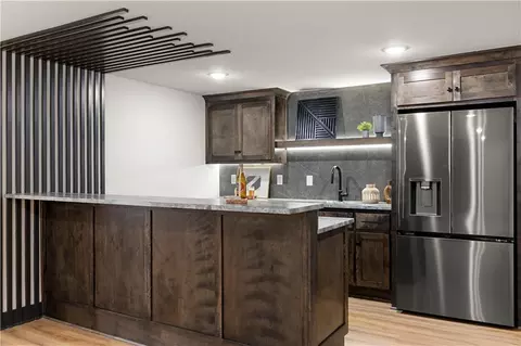 Kitchen - 9410 Deer Run St, Lenexa, KS 66220 photo 7 of 7