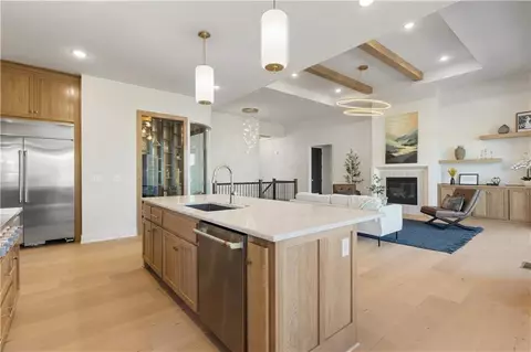 Kitchen - 9410 Deer Run St, Lenexa, KS 66220 photo 6 of 7