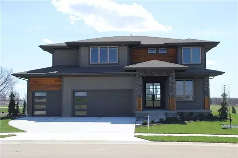 17397 W 169th Ter, Olathe, KS 66062