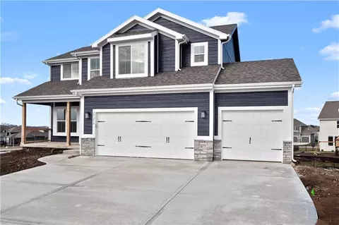 25256 W 149th Ter, Olathe, KS 66061