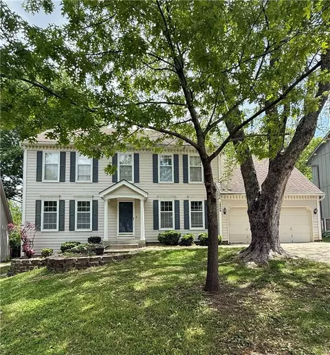 12209 Wedd St, Overland Park, KS 66213
