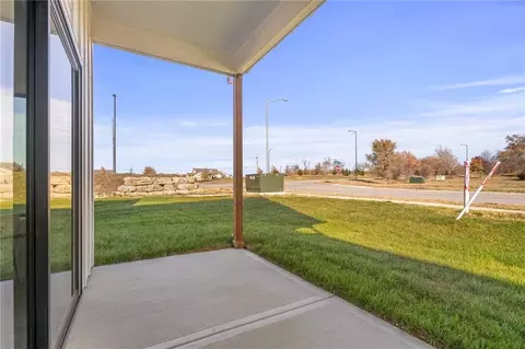 Exterior - 9537 Jupiter St, Lenexa, KS 66219 photo 3 of 5