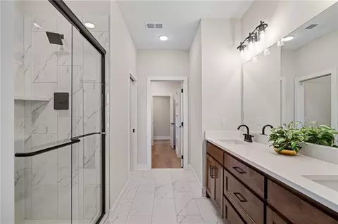 Entry Way - 9537 Jupiter St, Lenexa, KS 66219 photo 7 of 9