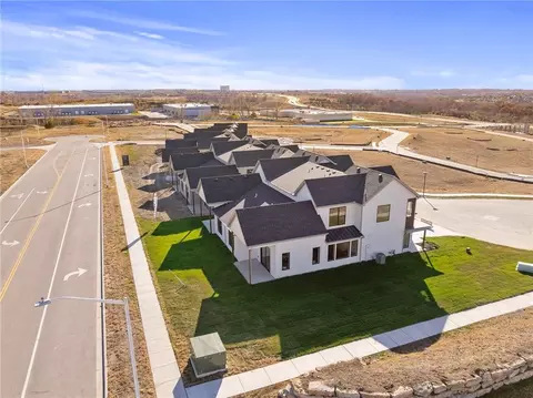 View/Area - 9537 Jupiter St, Lenexa, KS 66219 photo 1 of 2
