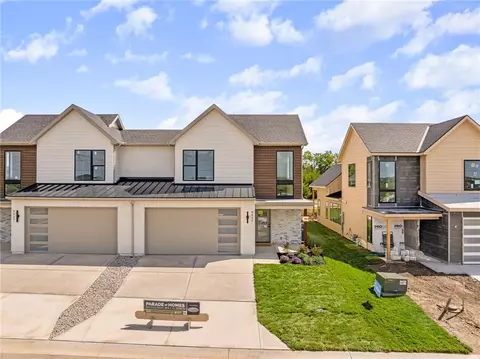 9539 Jupiter St, Lenexa, KS 66219