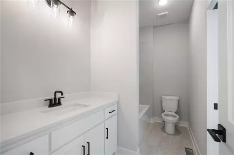Bath - 9567 Jupiter St, Lenexa, KS 66219 photo 2 of 2