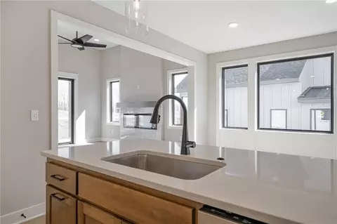Kitchen - 9567 Jupiter St, Lenexa, KS 66219 photo 5 of 5
